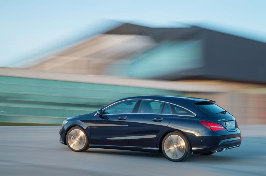  Mercedes-Benz CLA250 4Matic Shooting Brake 2016 года  (фото 2 из 19)